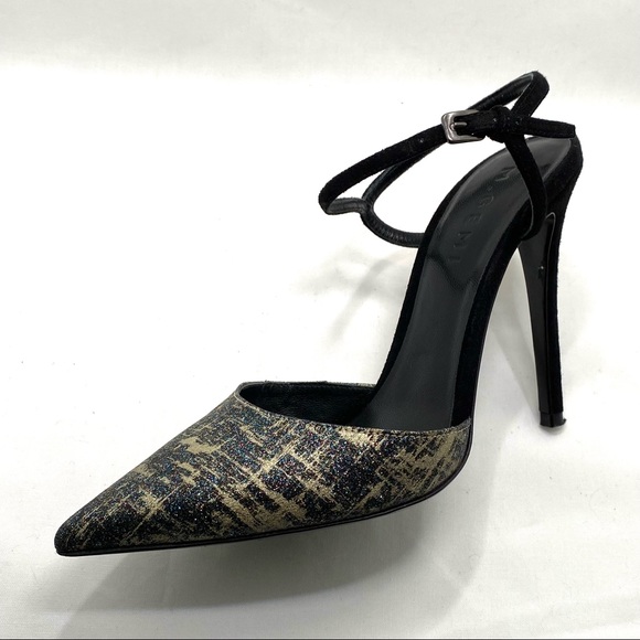 M. Gemi The Rimini Ankle Strap Heels - Picture 11 of 12